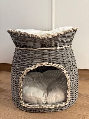 Woven Rattan Pet Bed with Cushions- Gray & Cream
